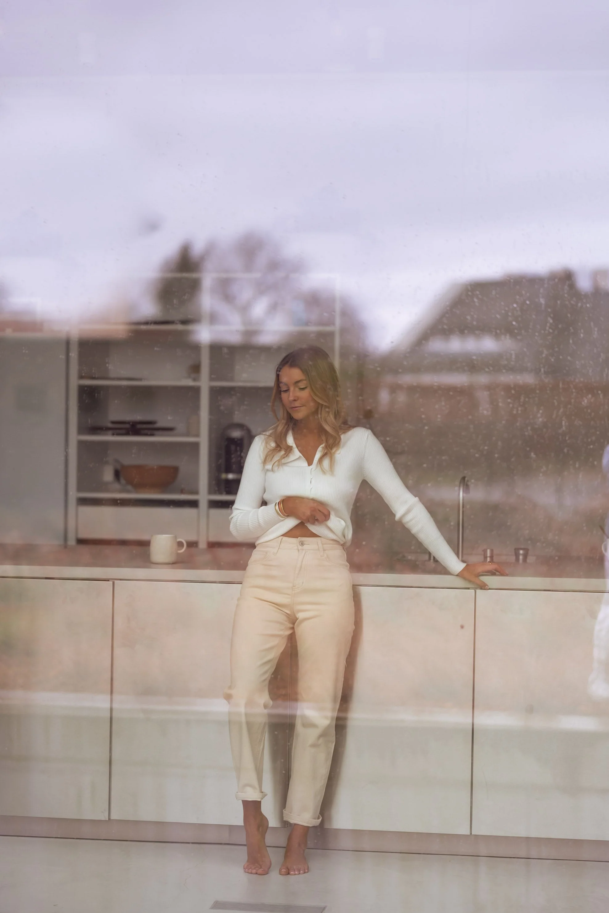Beige Solan Jeans - Image 9
