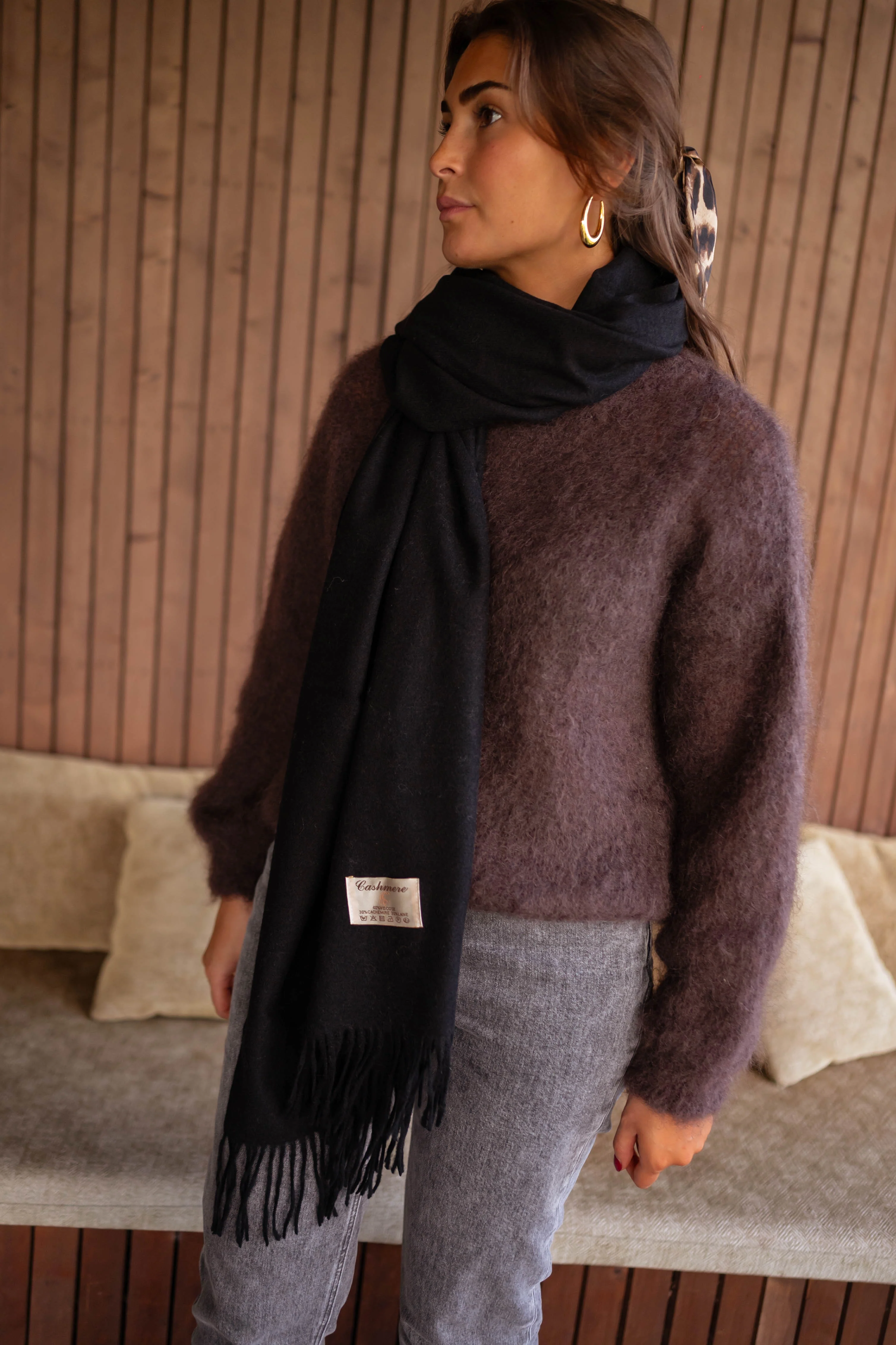 Black Cashmere Ronald Scarf - Image 6
