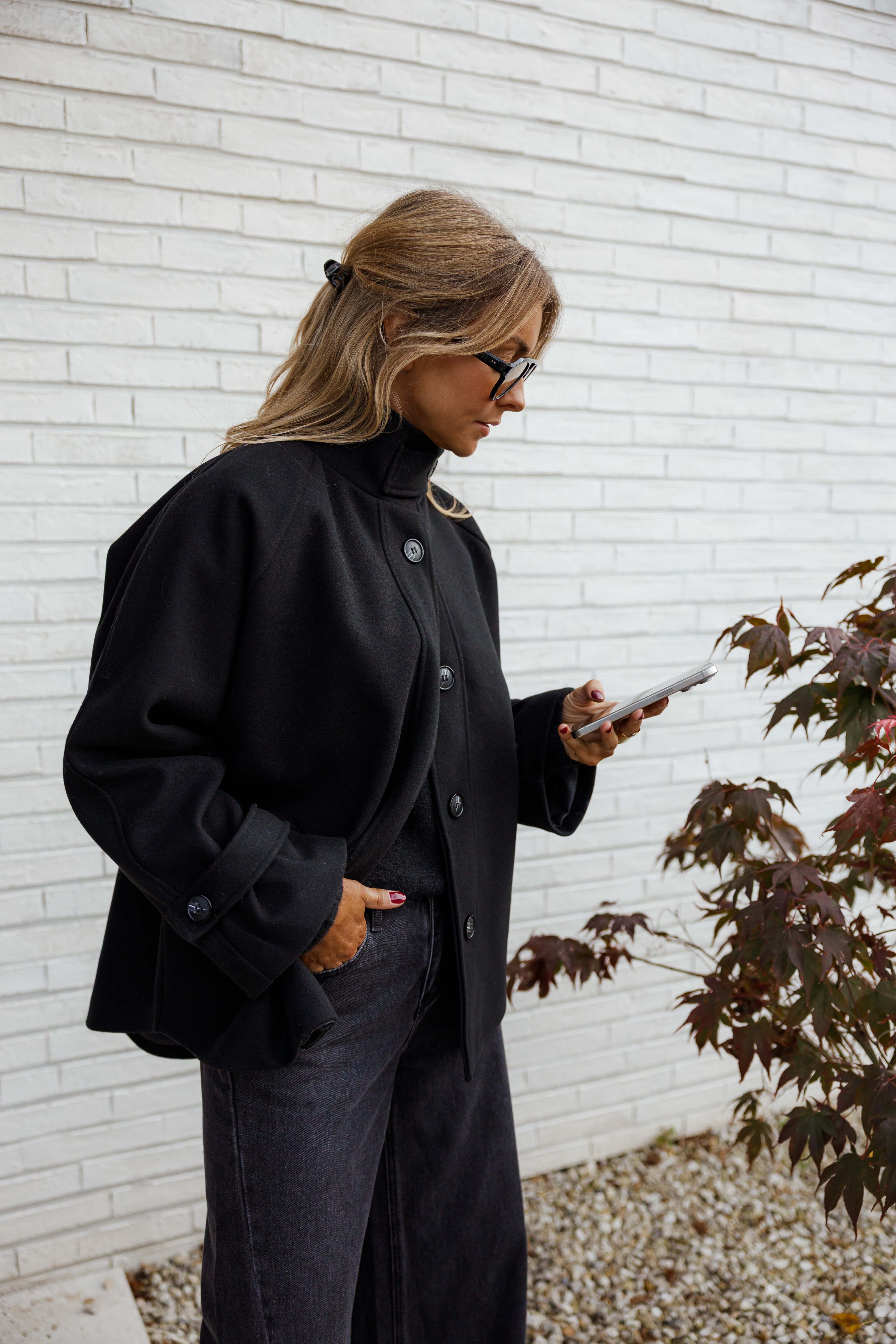 Black Gerald Coat - Image 14