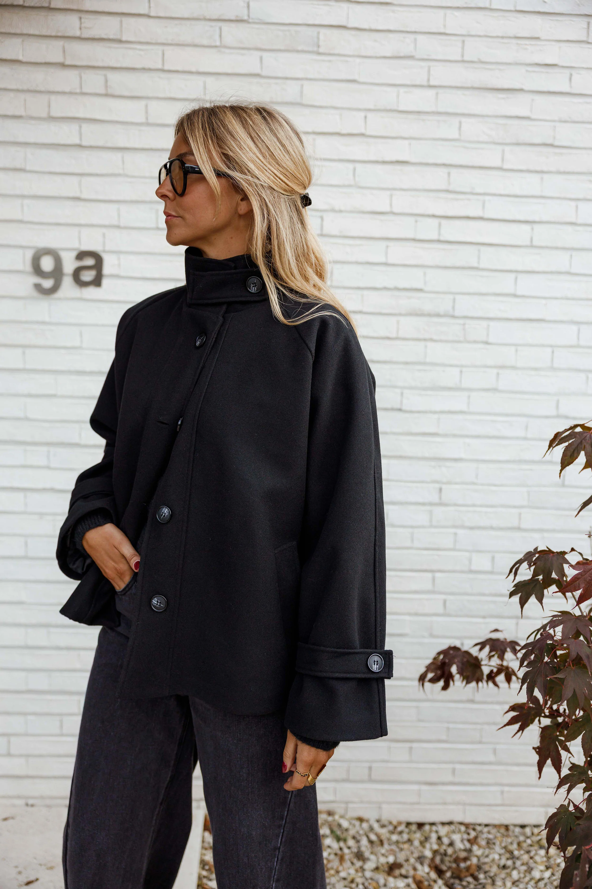Black Gerald Coat - Image 2