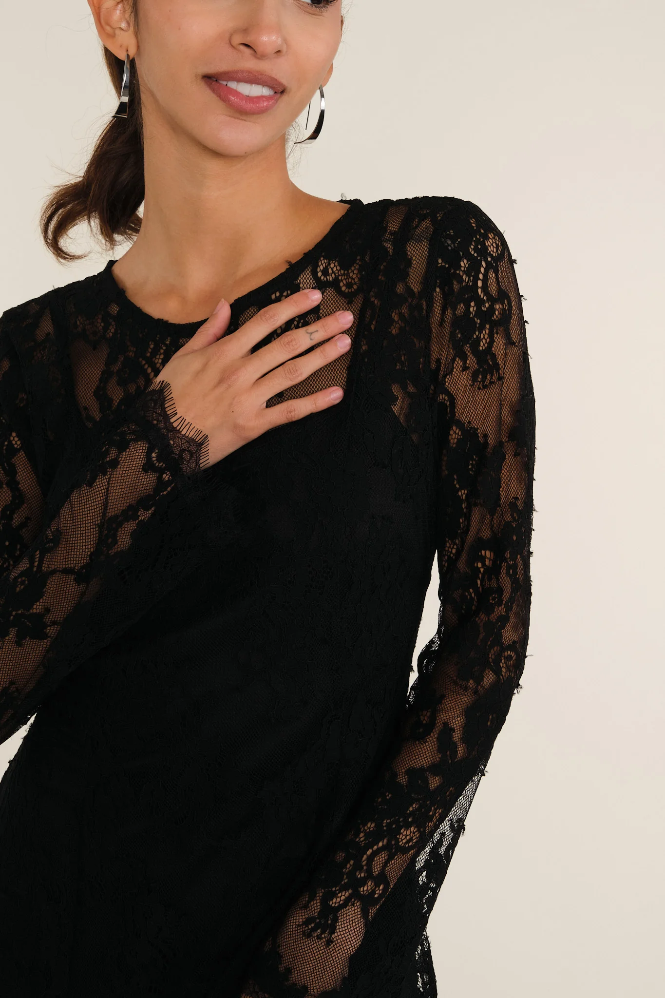 Black Hody Dress - Image 3