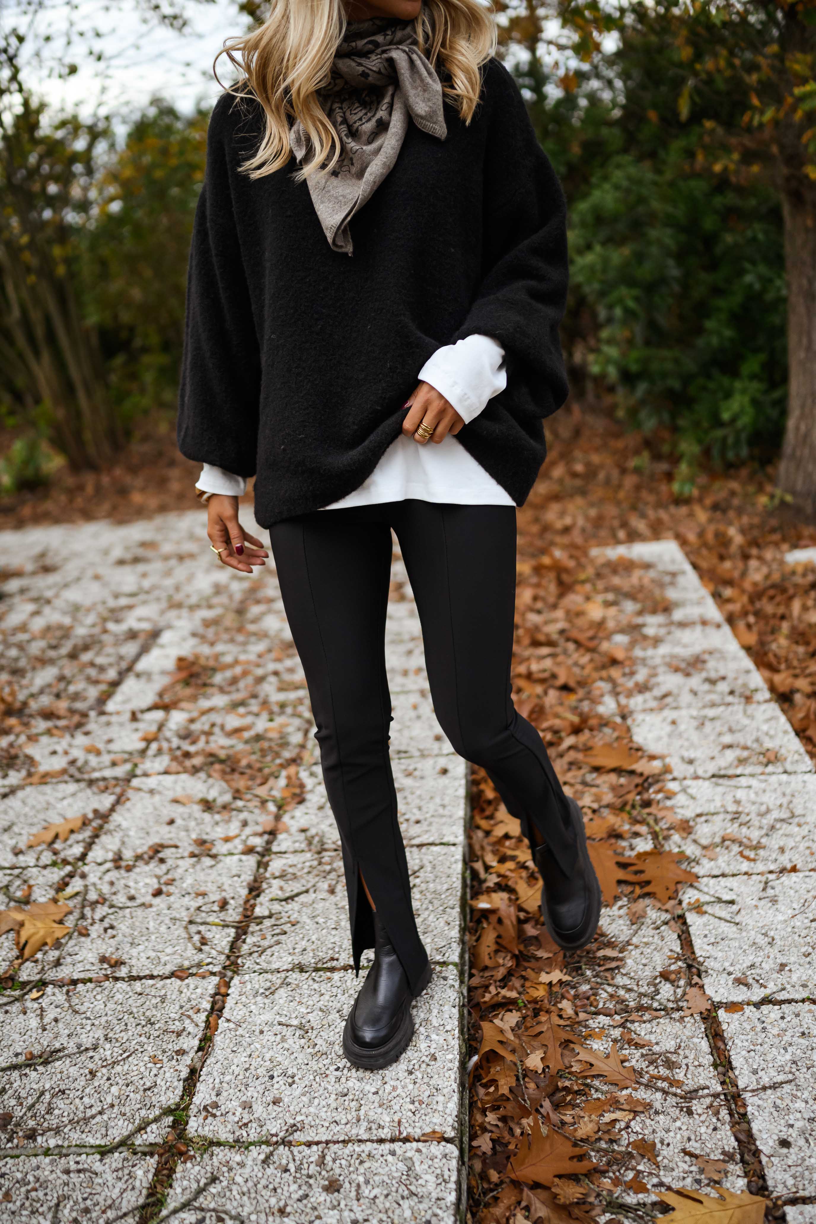 Black Janice Leggings - Image 5