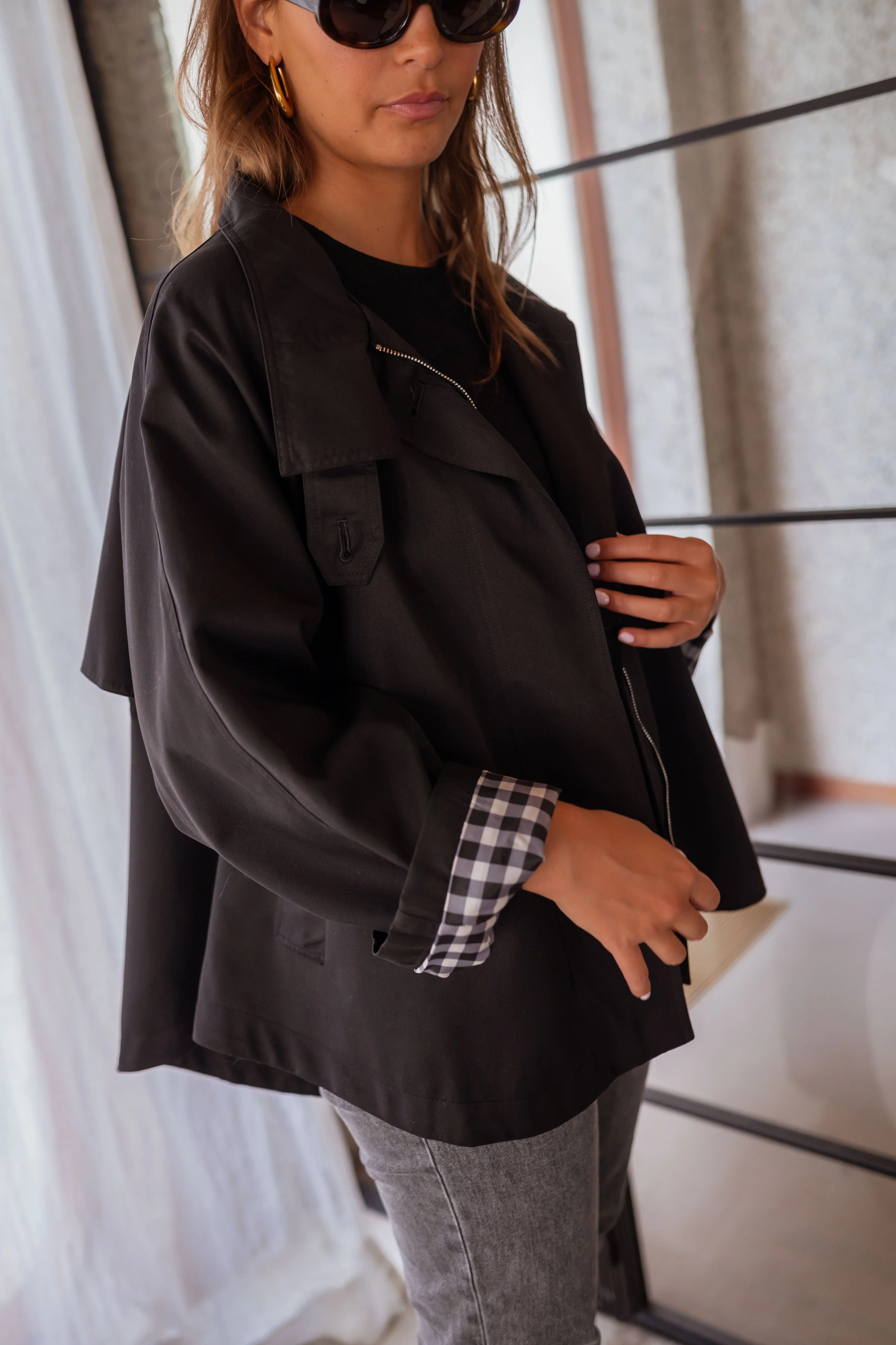Black Leonard Jacket - Image 2