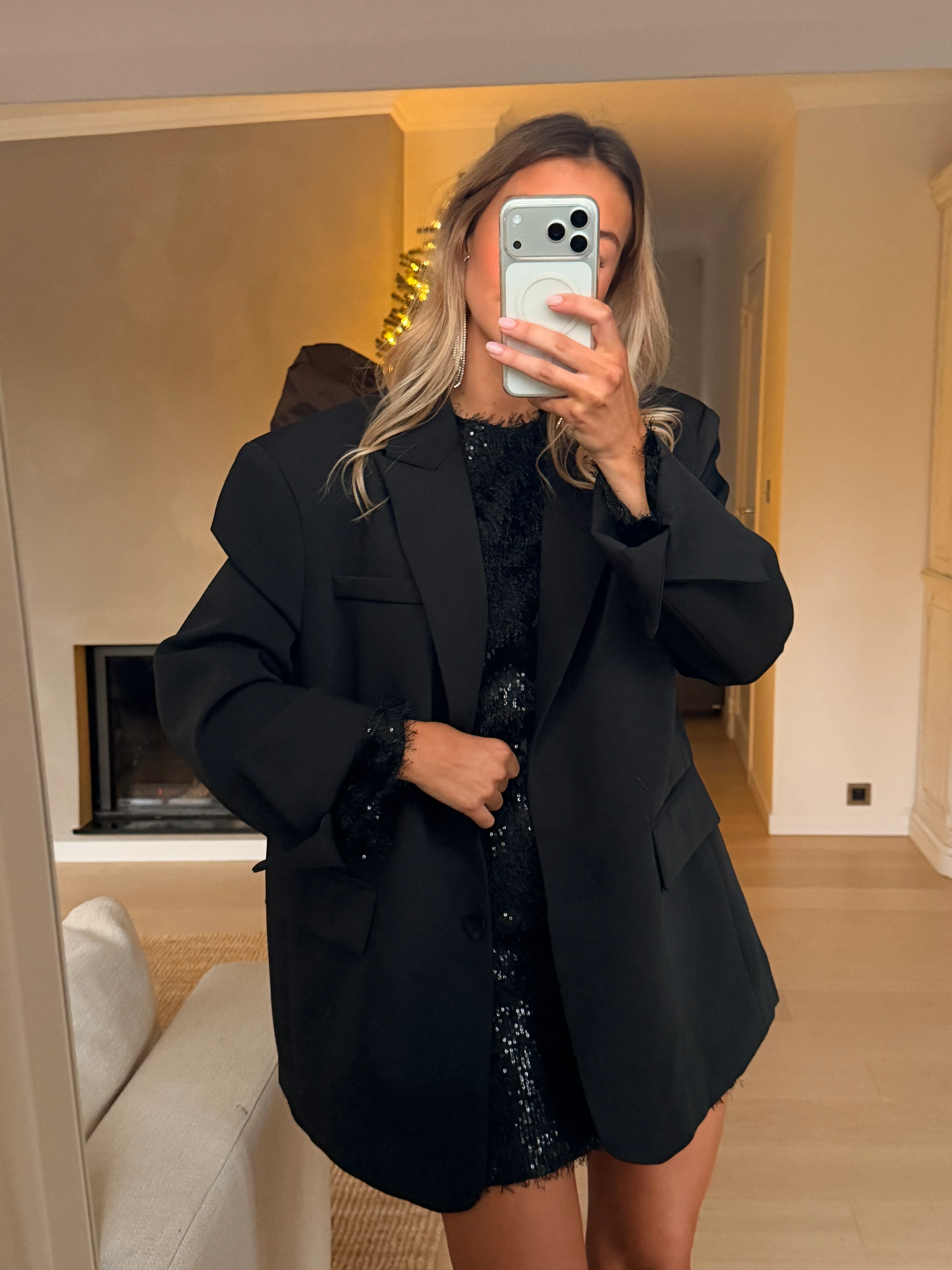 Black Sofia Blazer - Image 10