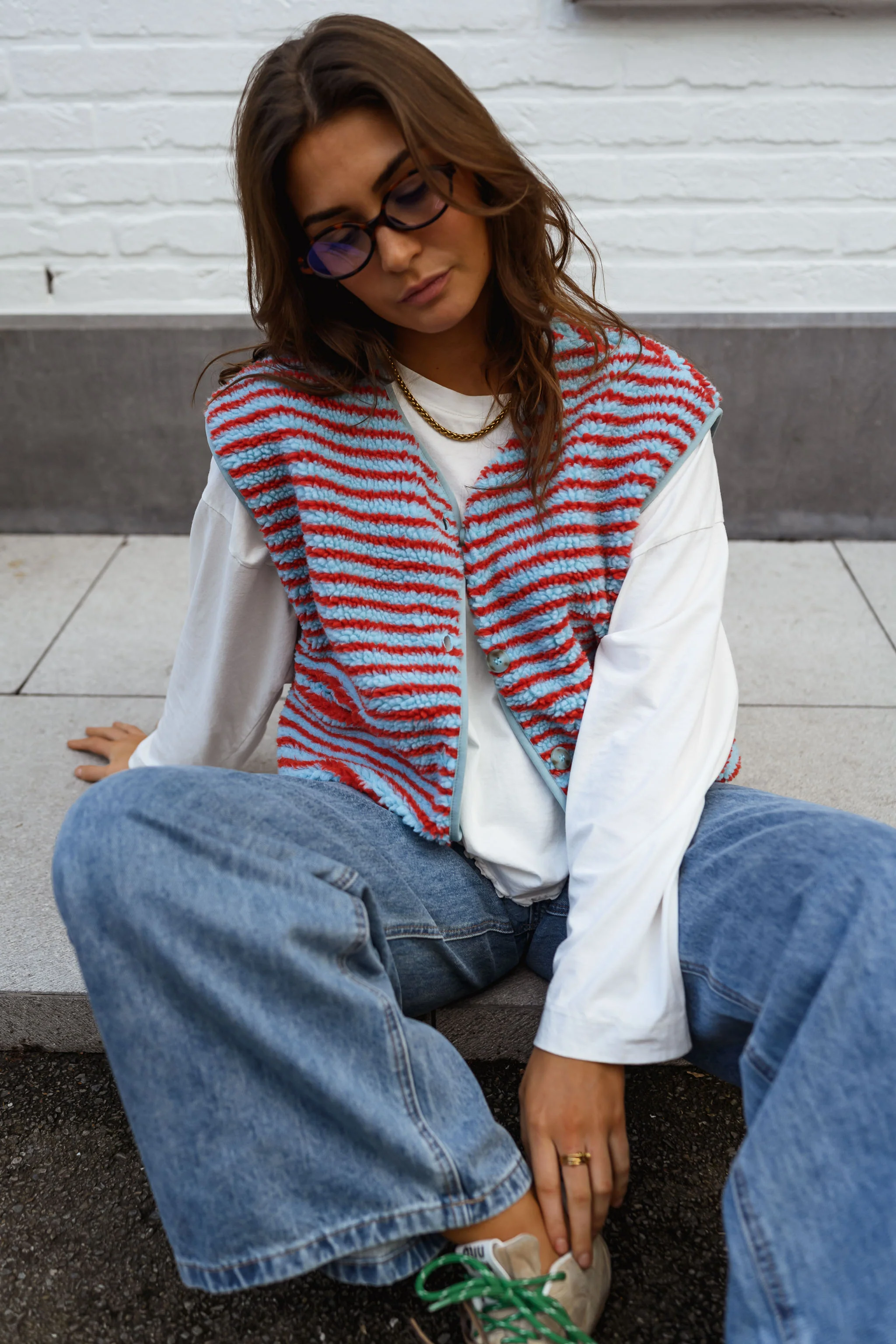Blue and Coral Taoh Vest - Image 5