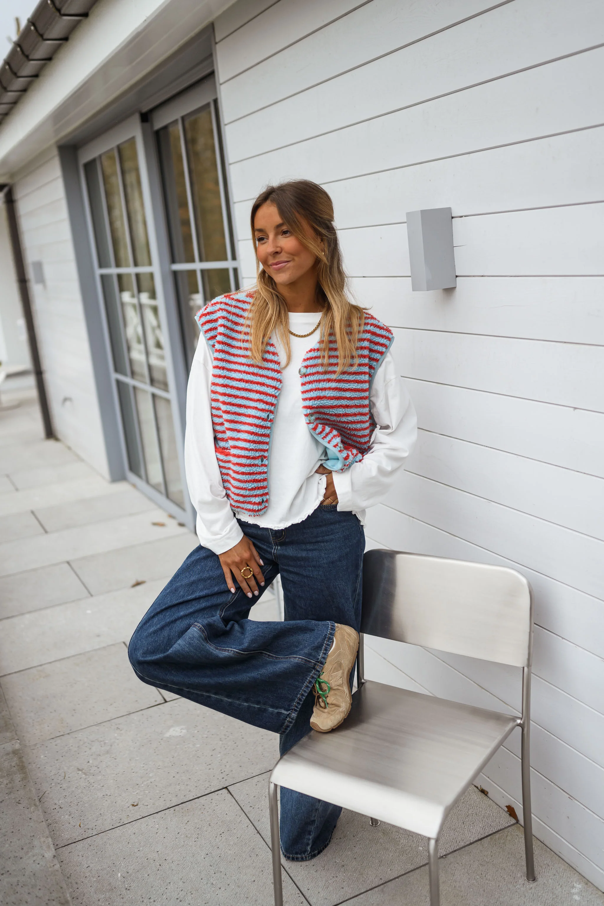 Blue and Coral Taoh Vest - Image 8