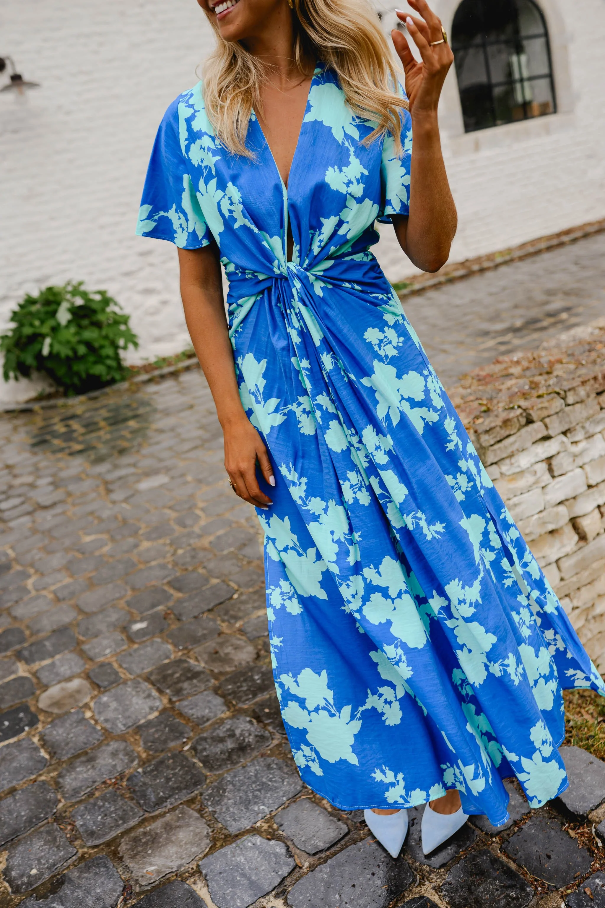 Blue Floral Joanny Dress - Image 2