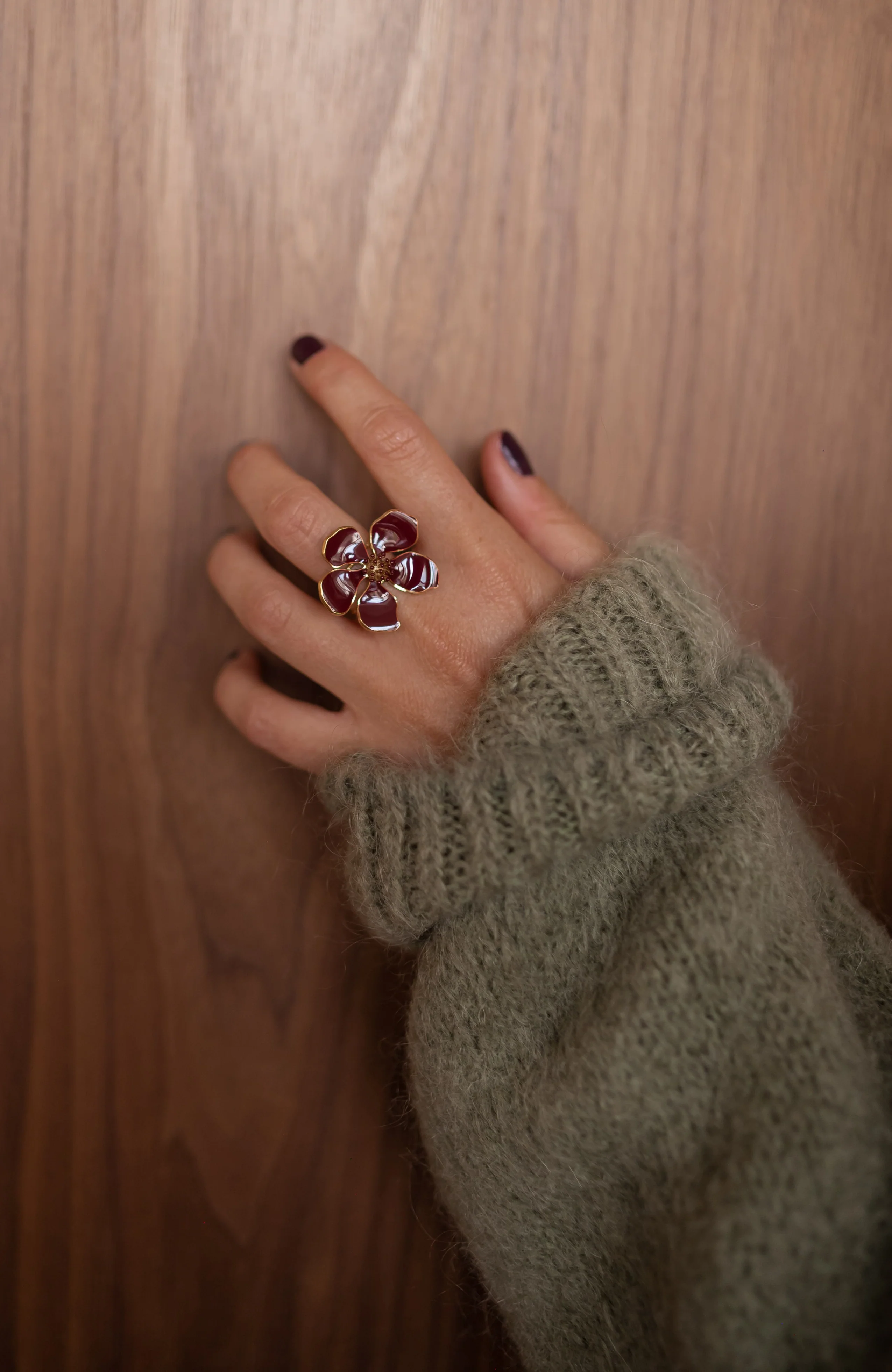 Brown Lipa Ring - Image 4