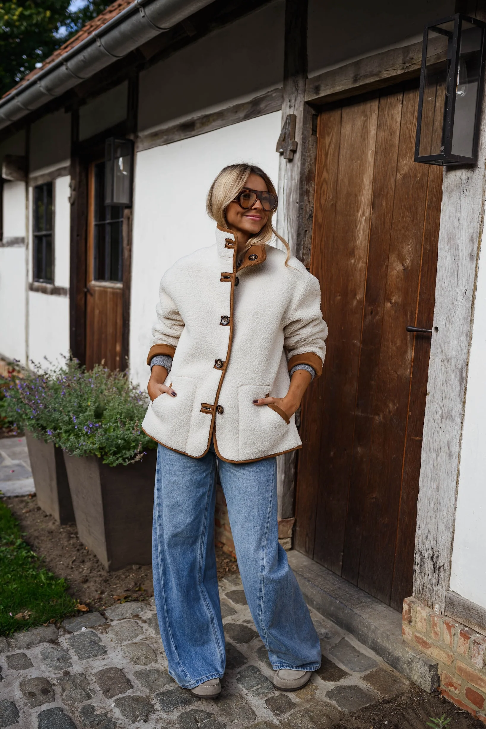 Camel Shearling Ninho Coat - Image 13