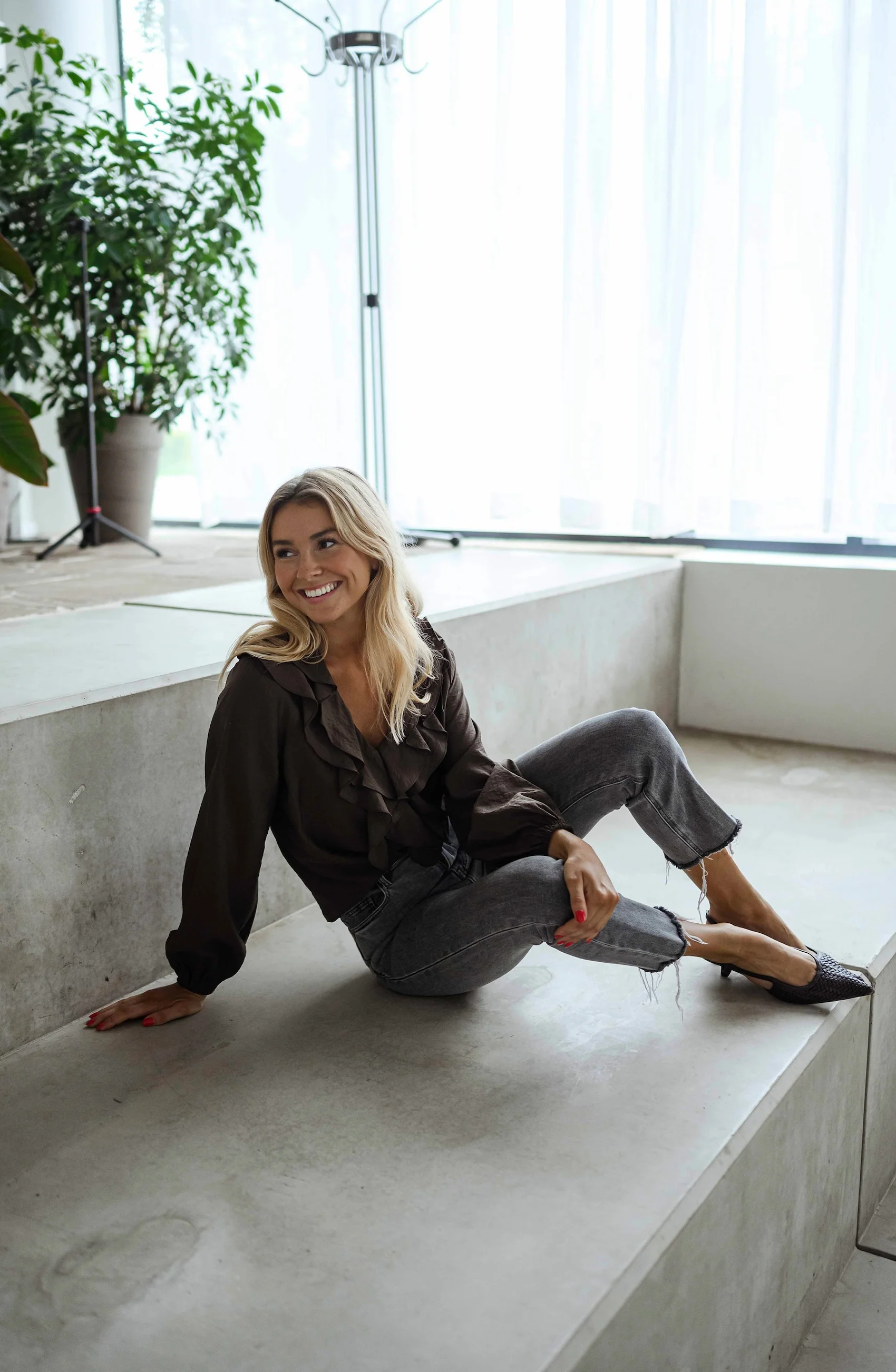 Chocolate Roxane Blouse - Image 5