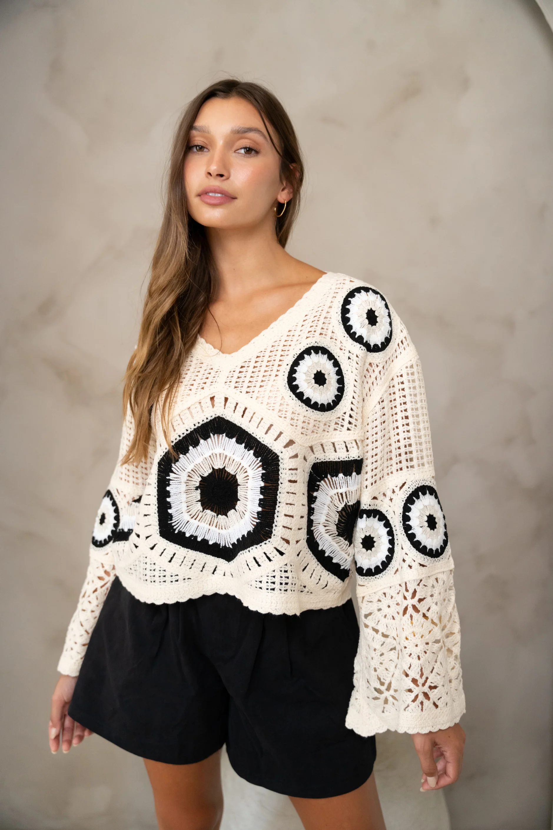 Ecru and Black Crochet Nael Blouse - Image 5