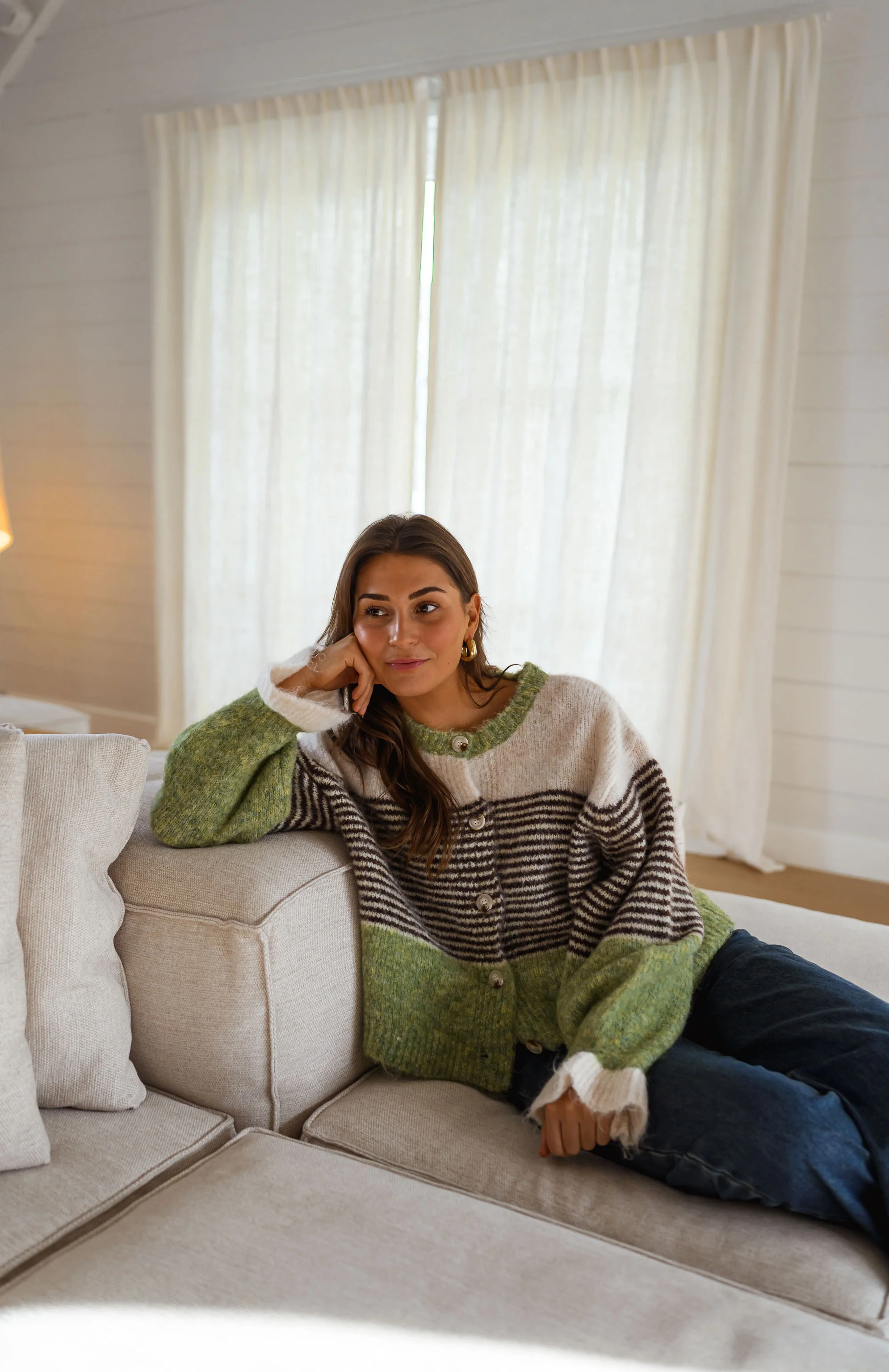 Green Amren Cardigan - Image 12
