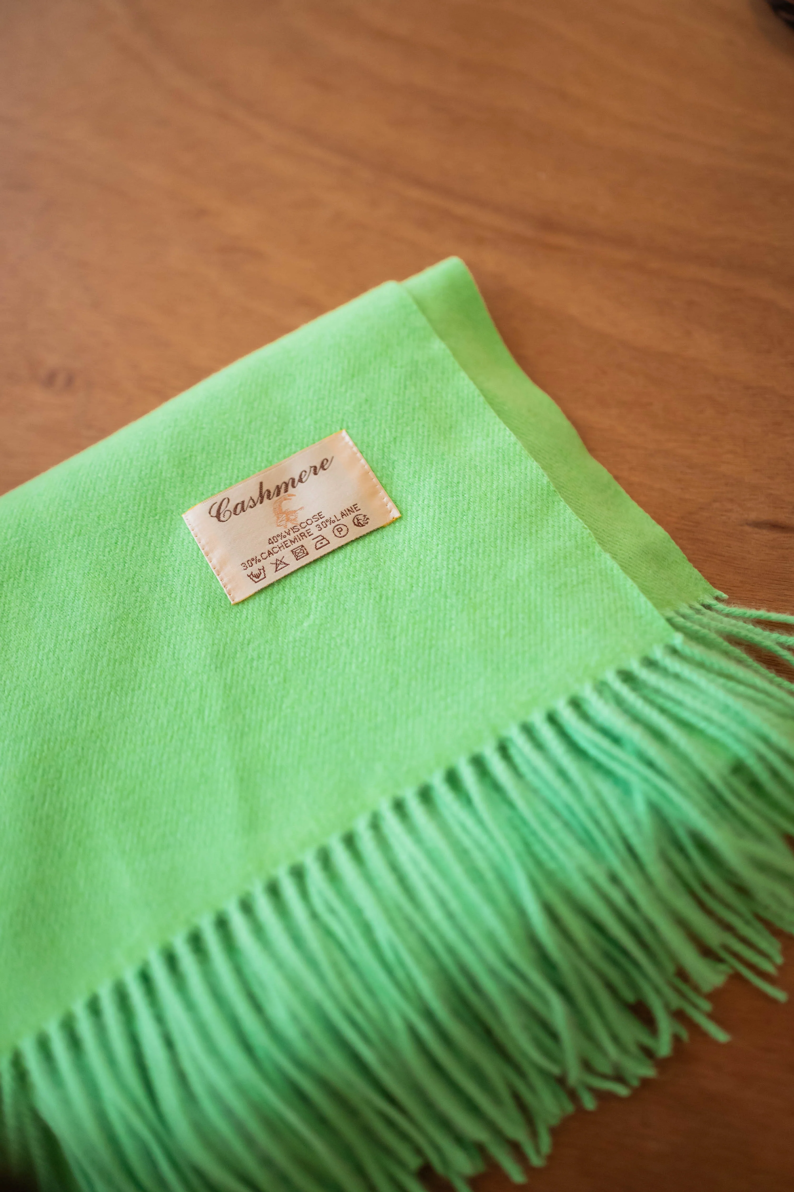 Green Cashmere Ronald Scarf - Image 5