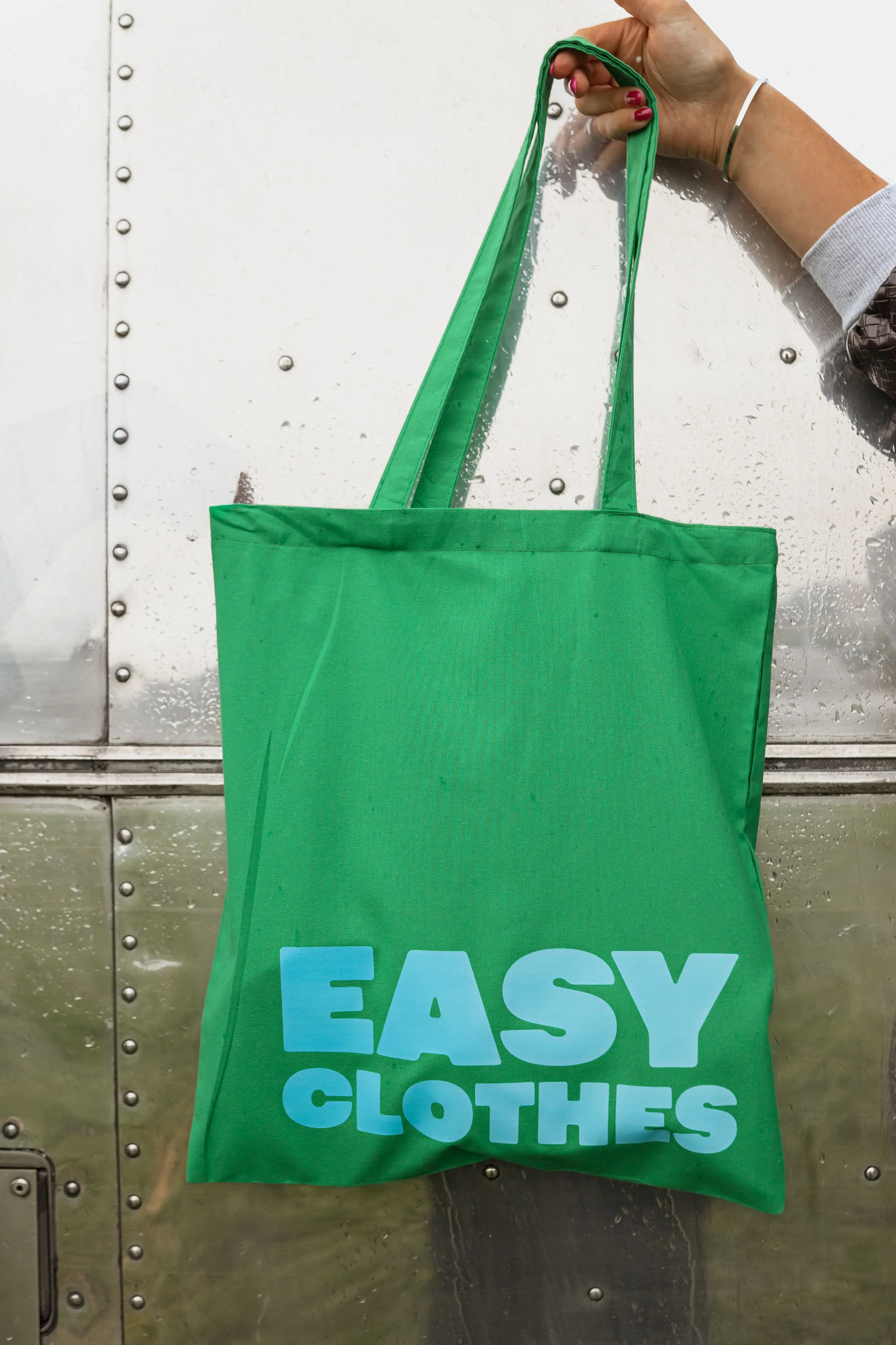 Green Easy Clothes Tote Bag - Image 3