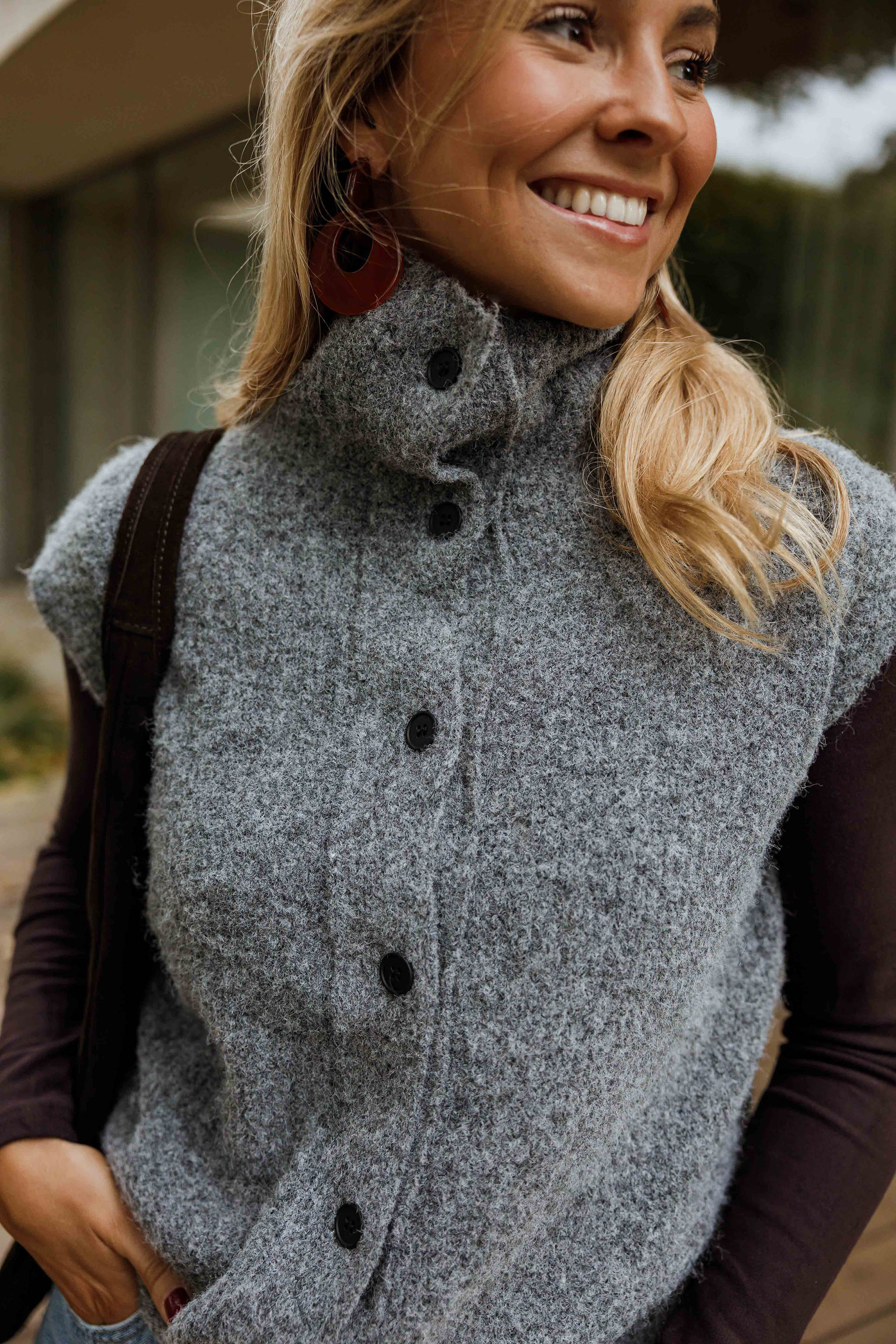 Grey Dores Cardigan - Image 3