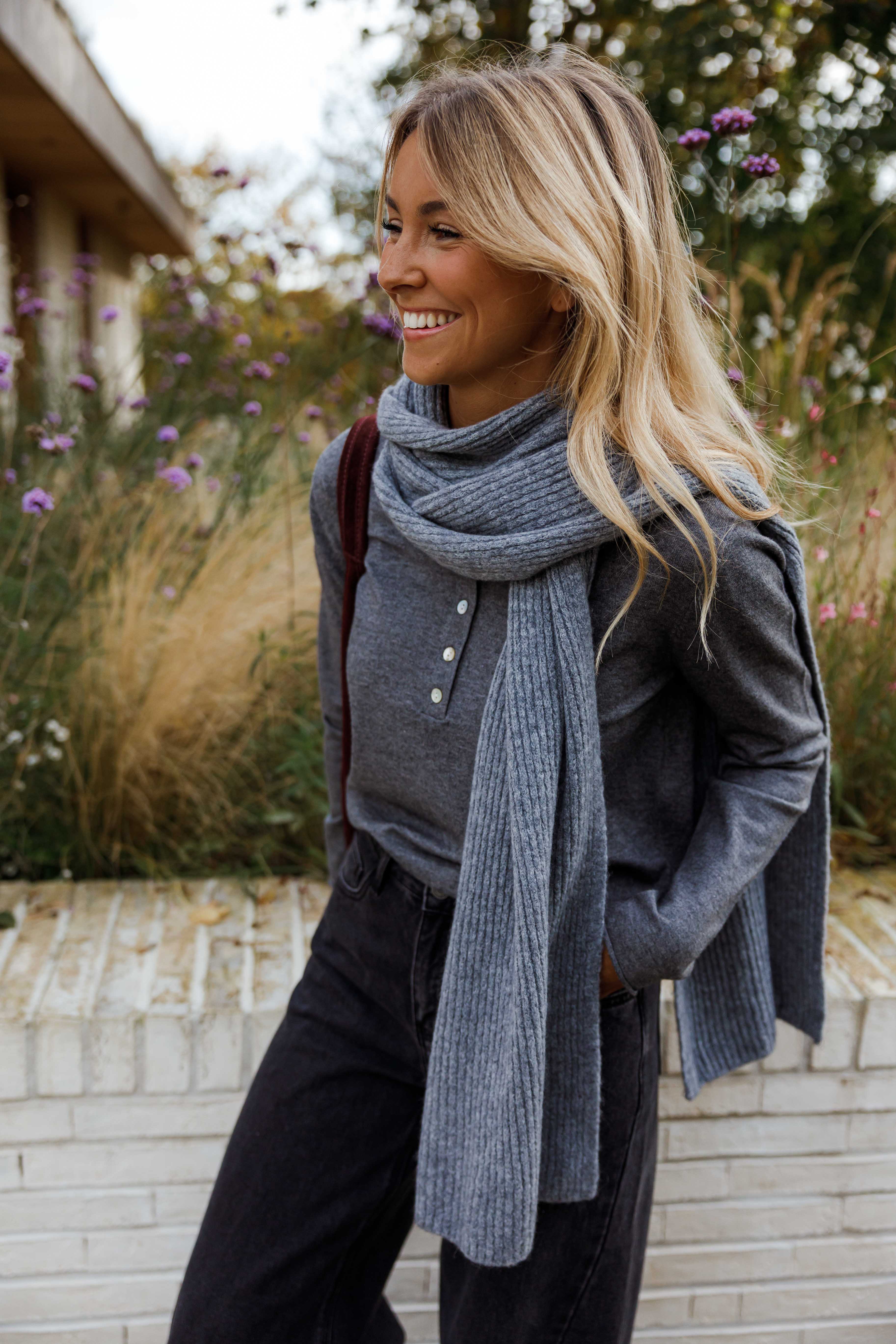 Grey Sera Scarf - Image 5