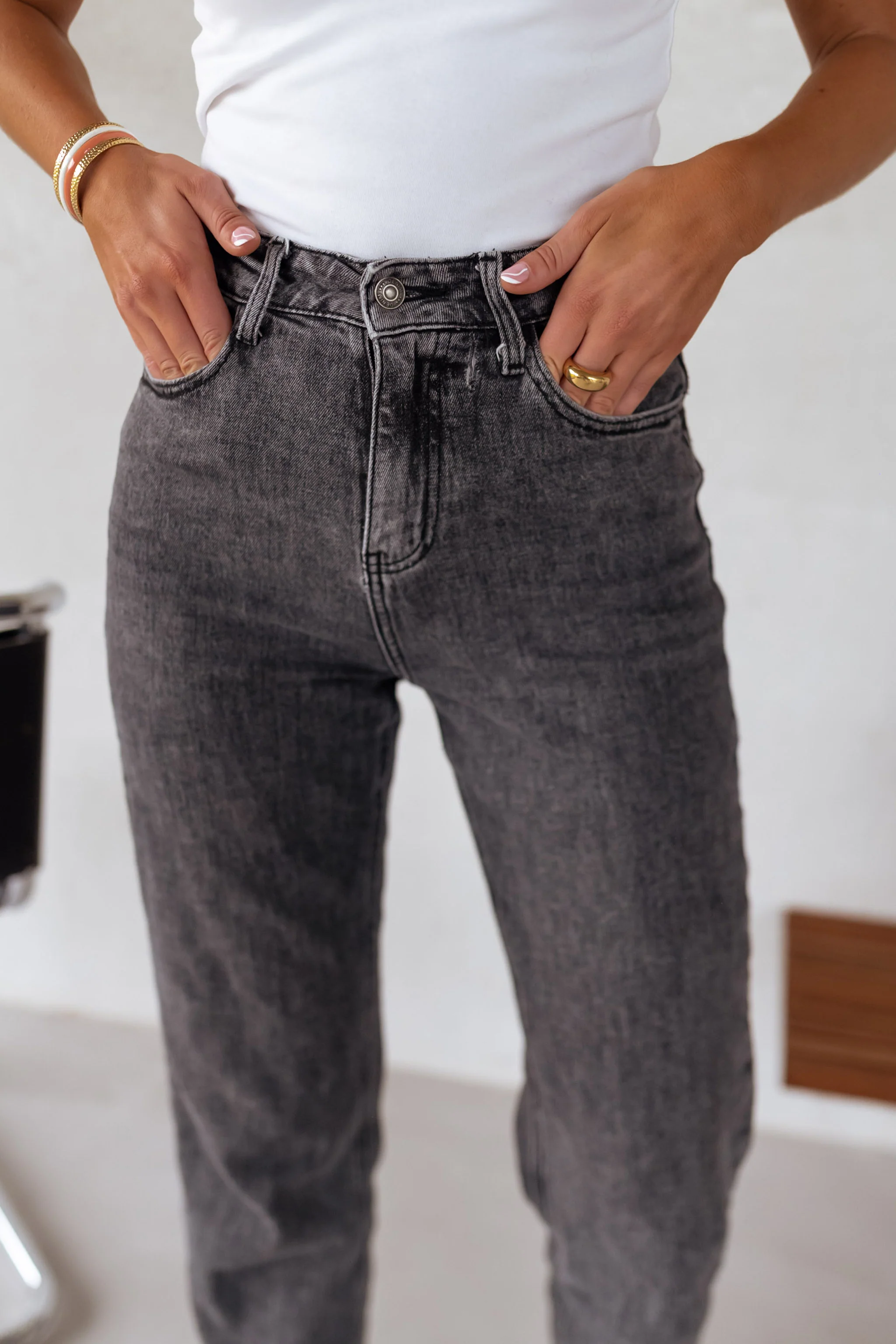 Grey Solan Jeans - Image 4