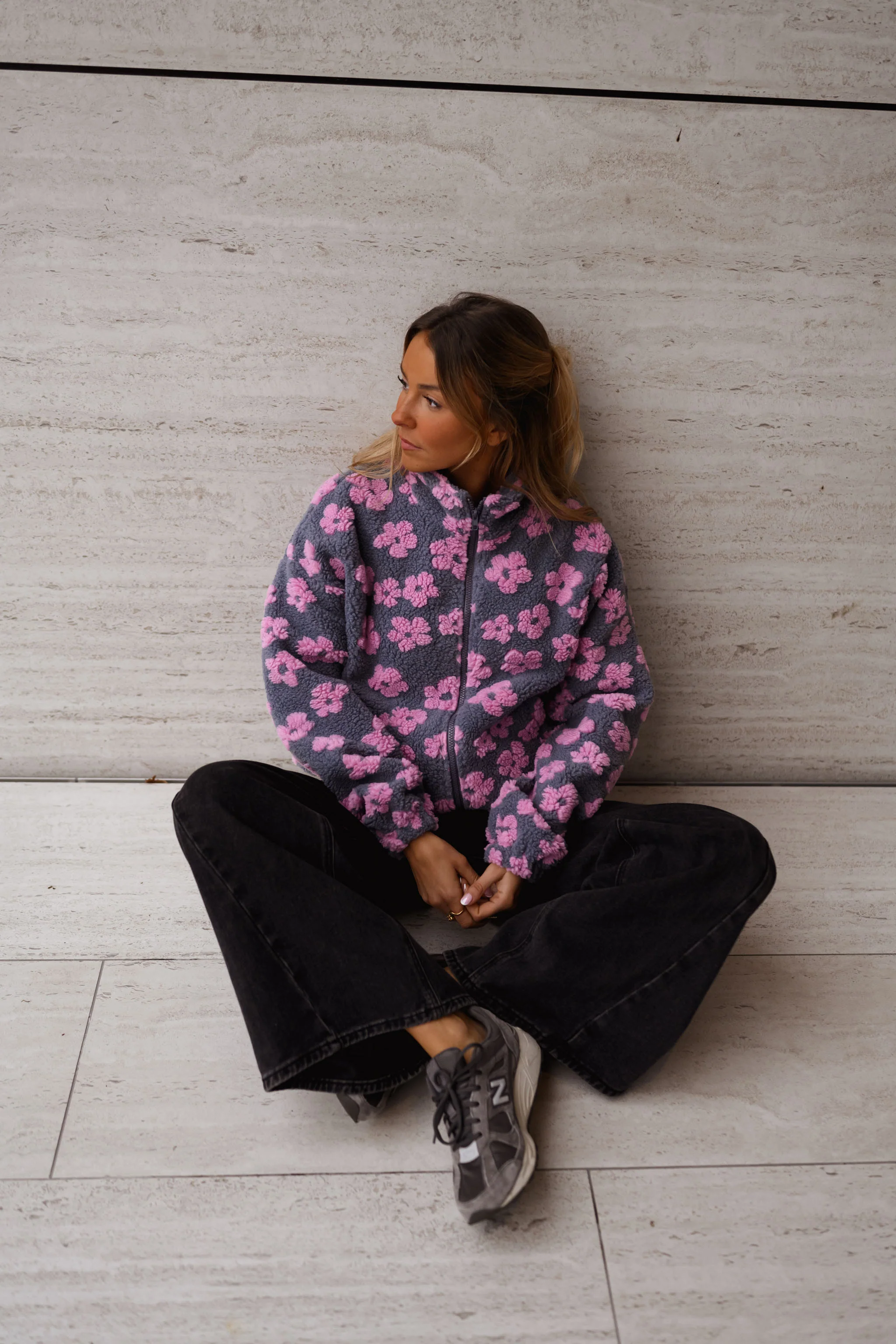 Grey with Pink Floral Tomas Fleece Jacket - Image 2