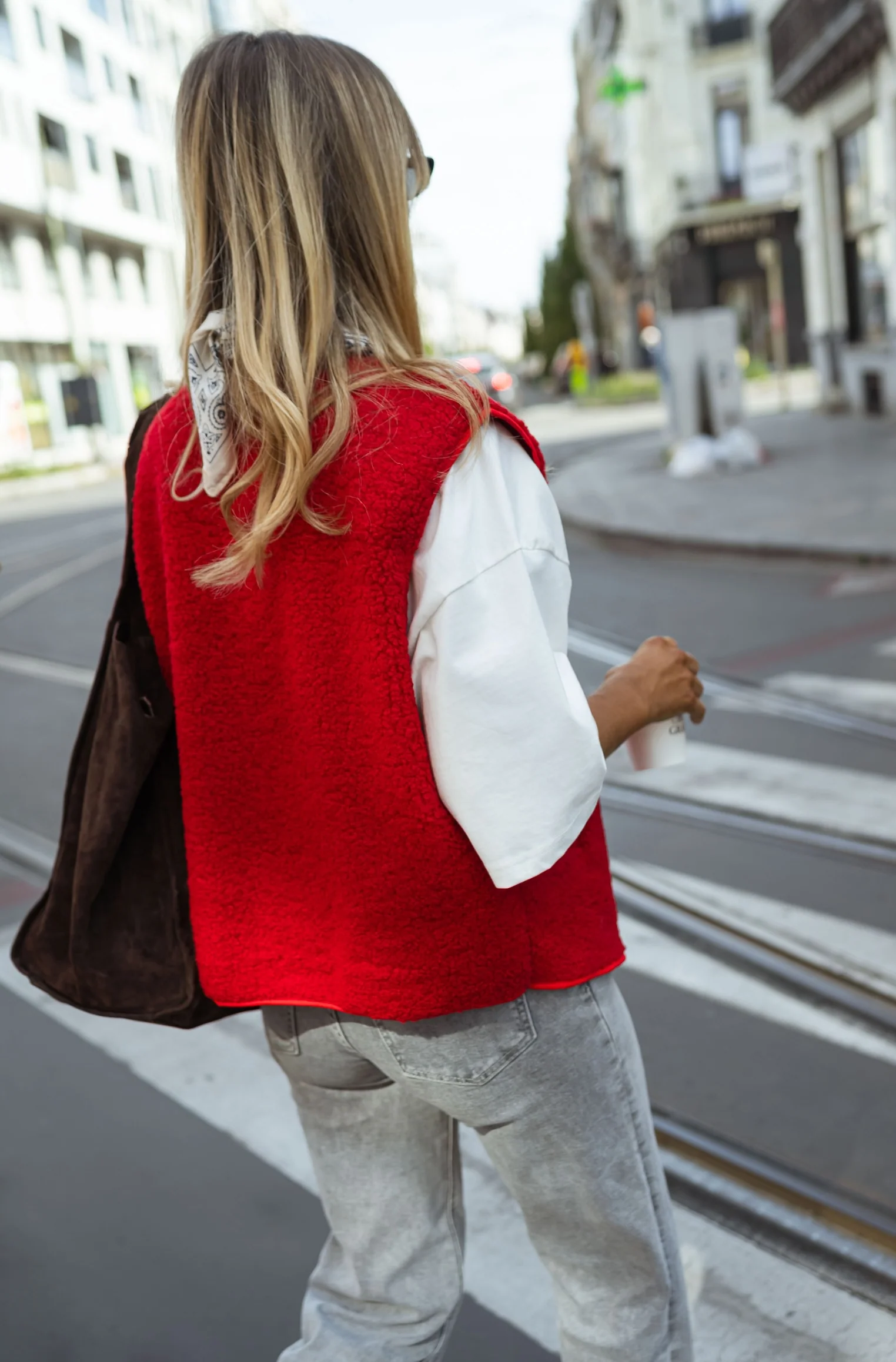 Red Kara Vest - Image 4