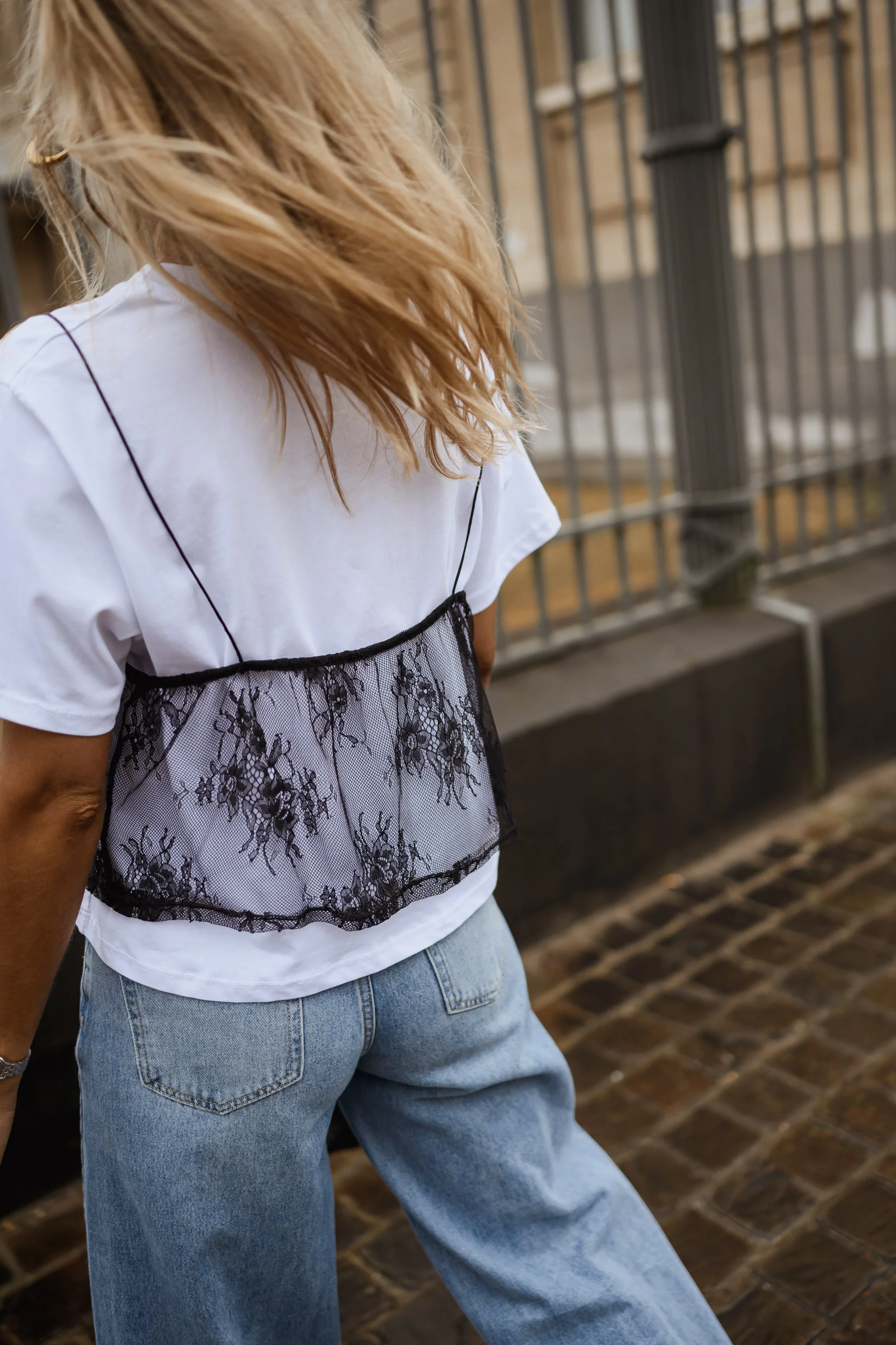 White Gwen T-shirt - Image 10