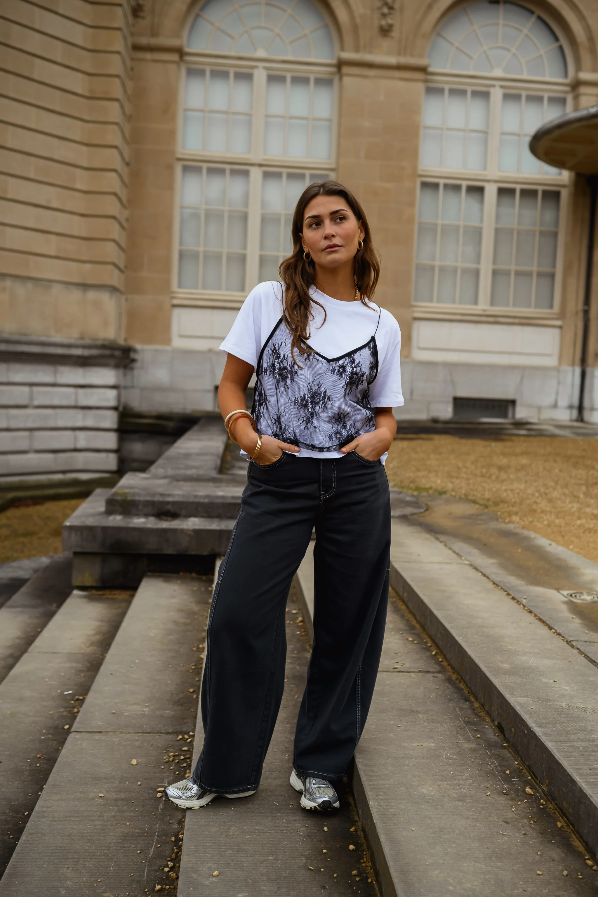 White Gwen T-shirt - Image 5