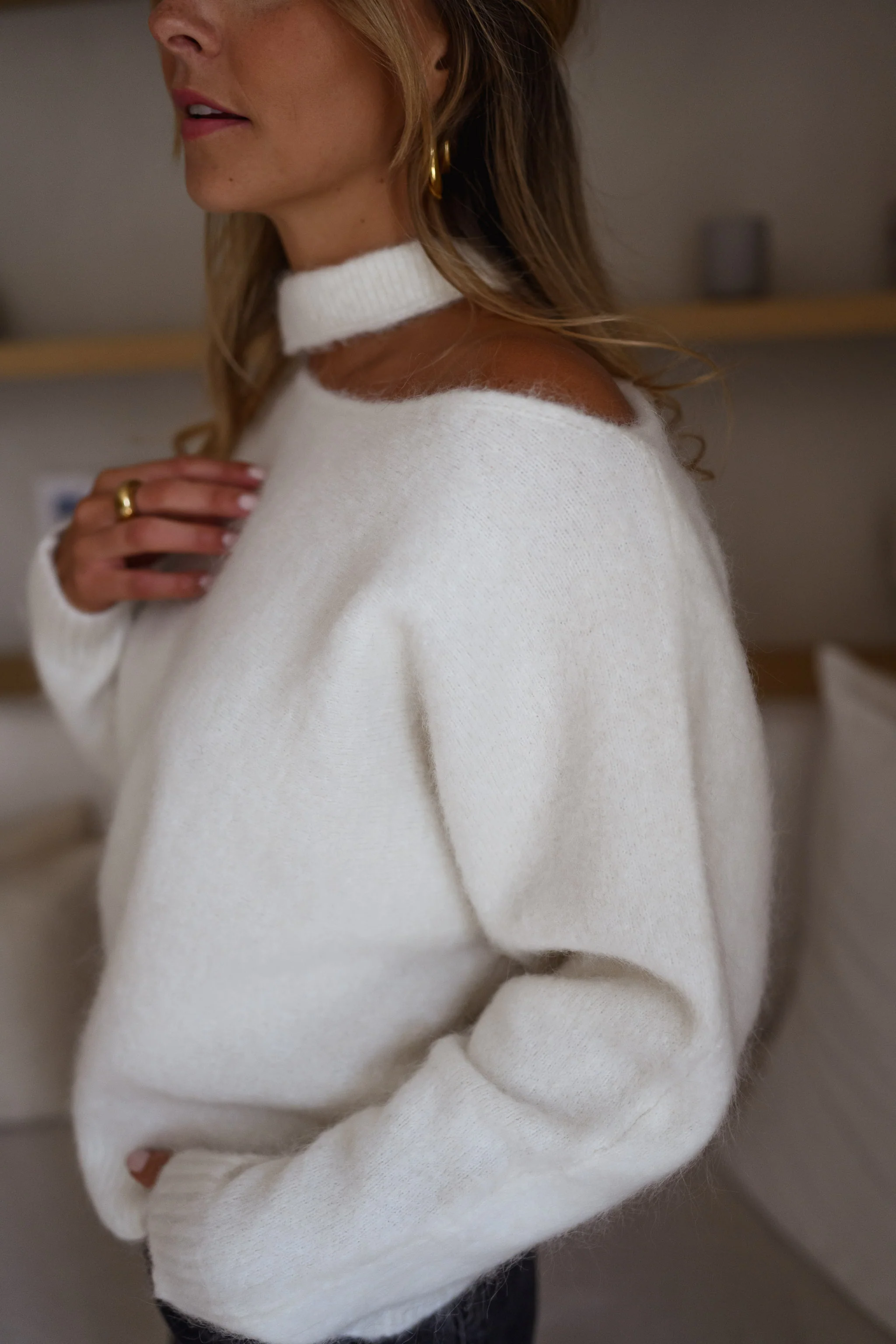 White Nuala Sweater - Image 12