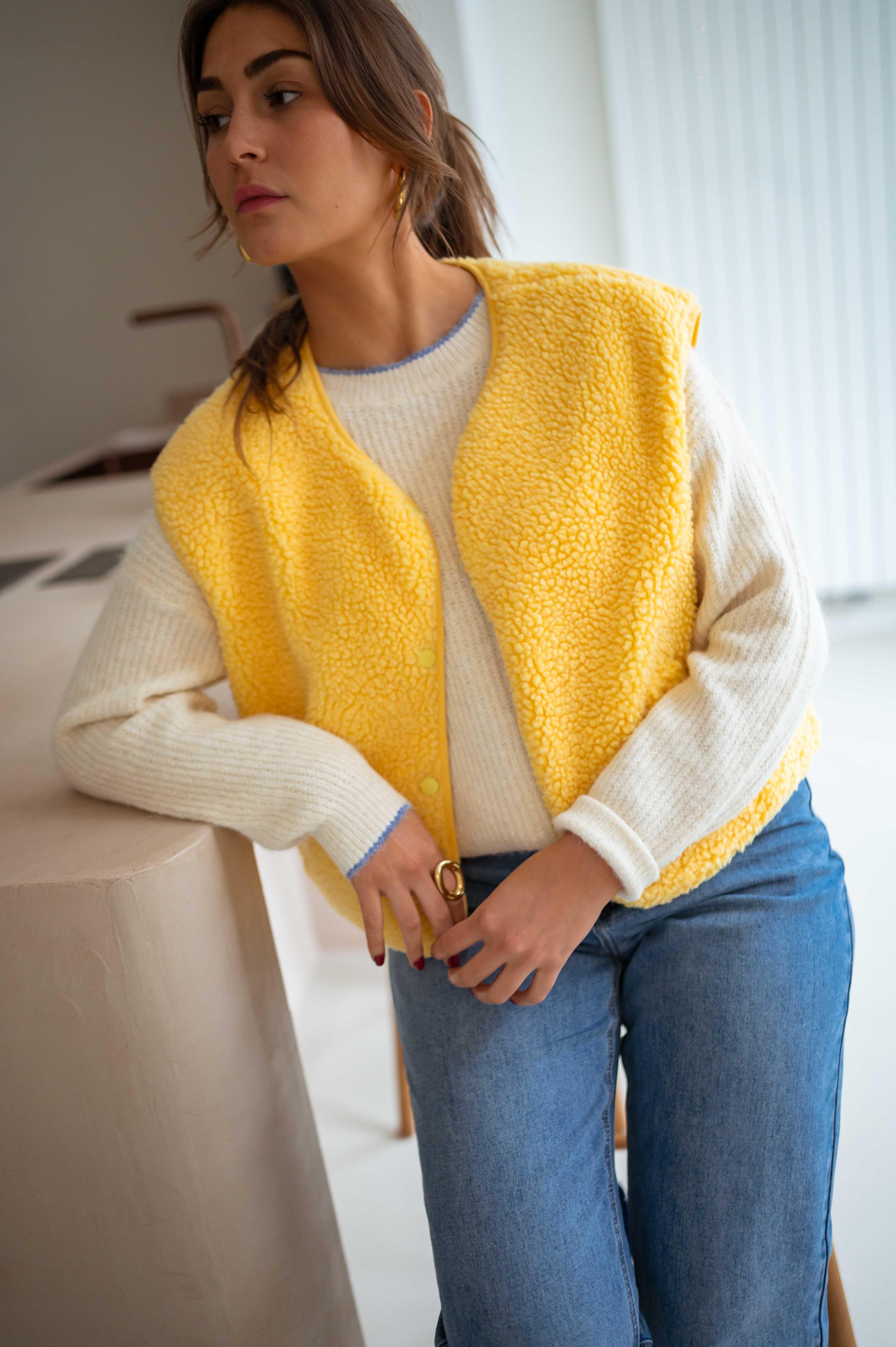 Yellow Taoh Vest - Image 17
